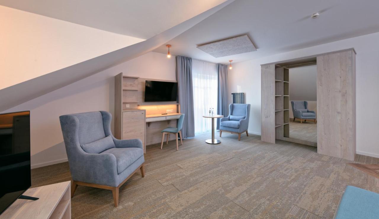 Hotel Schluister Park Carolinensiel Eksteriør billede